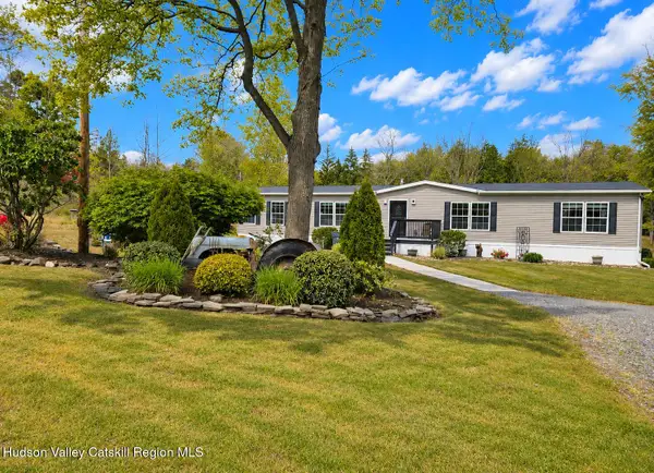25 Doris Lane, Lake Katrine, NY 12449