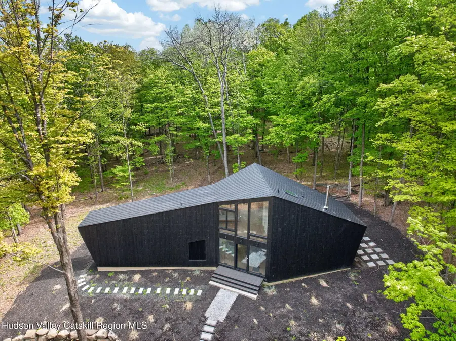 400 N Elting Corners Road, Highland, NY 12528 - #2