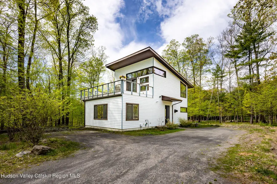 2465 Glasco Turnpike, Woodstock, NY 12498 - #2