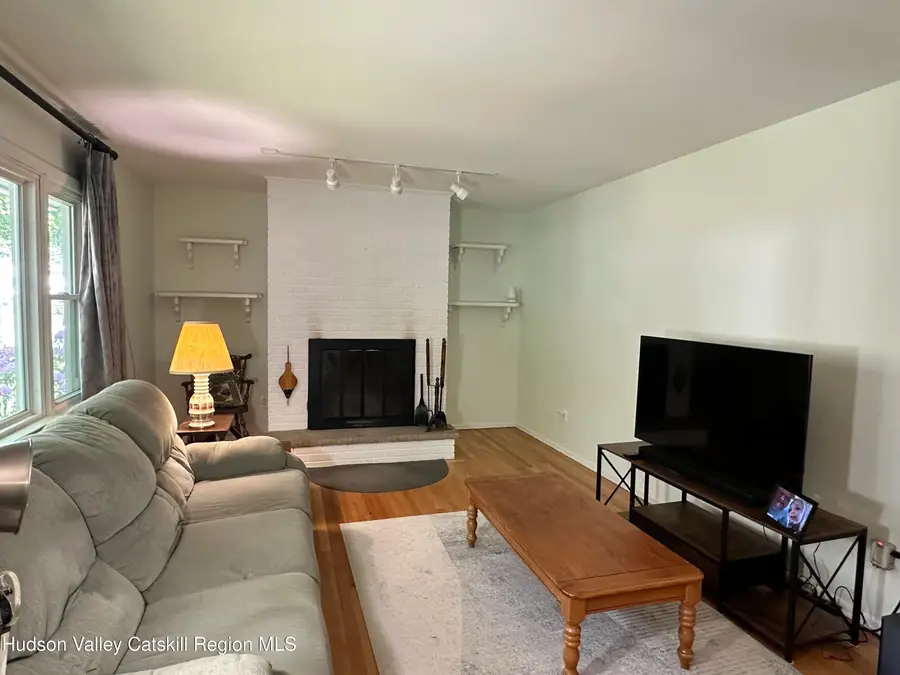 1 Sterley Avenue, Saugerties, NY 12477 - #3