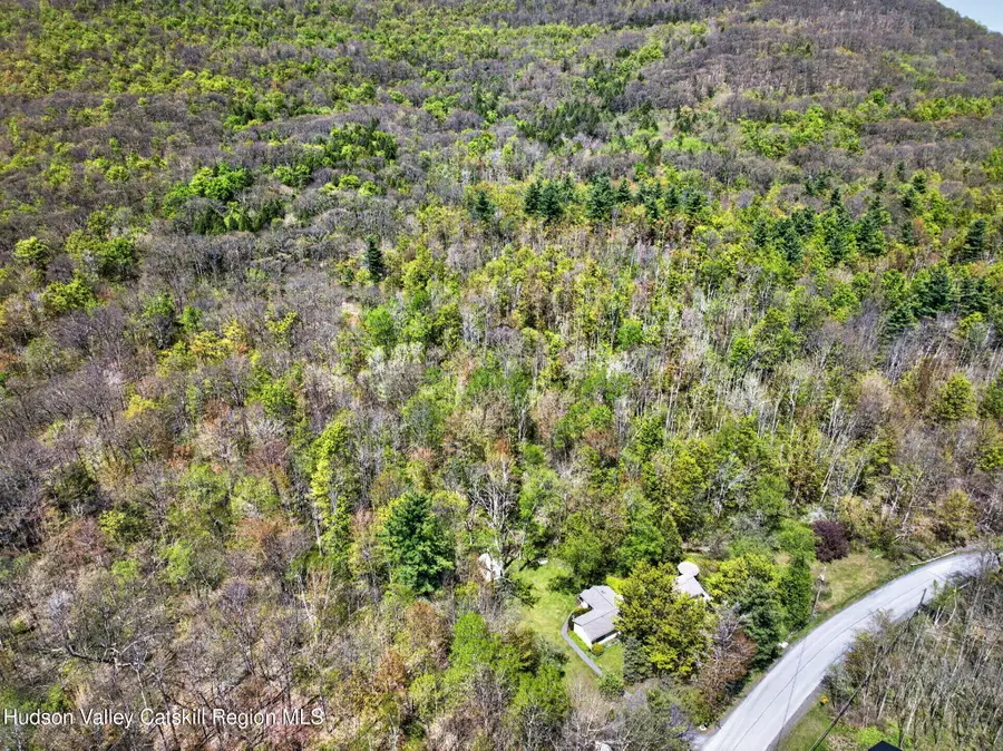 689 Old Road, East Windham, NY 12439 - #2