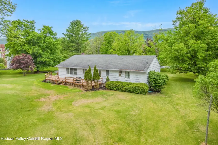 984 Blue Mountain Road, Saugerties, NY 12477 - #2