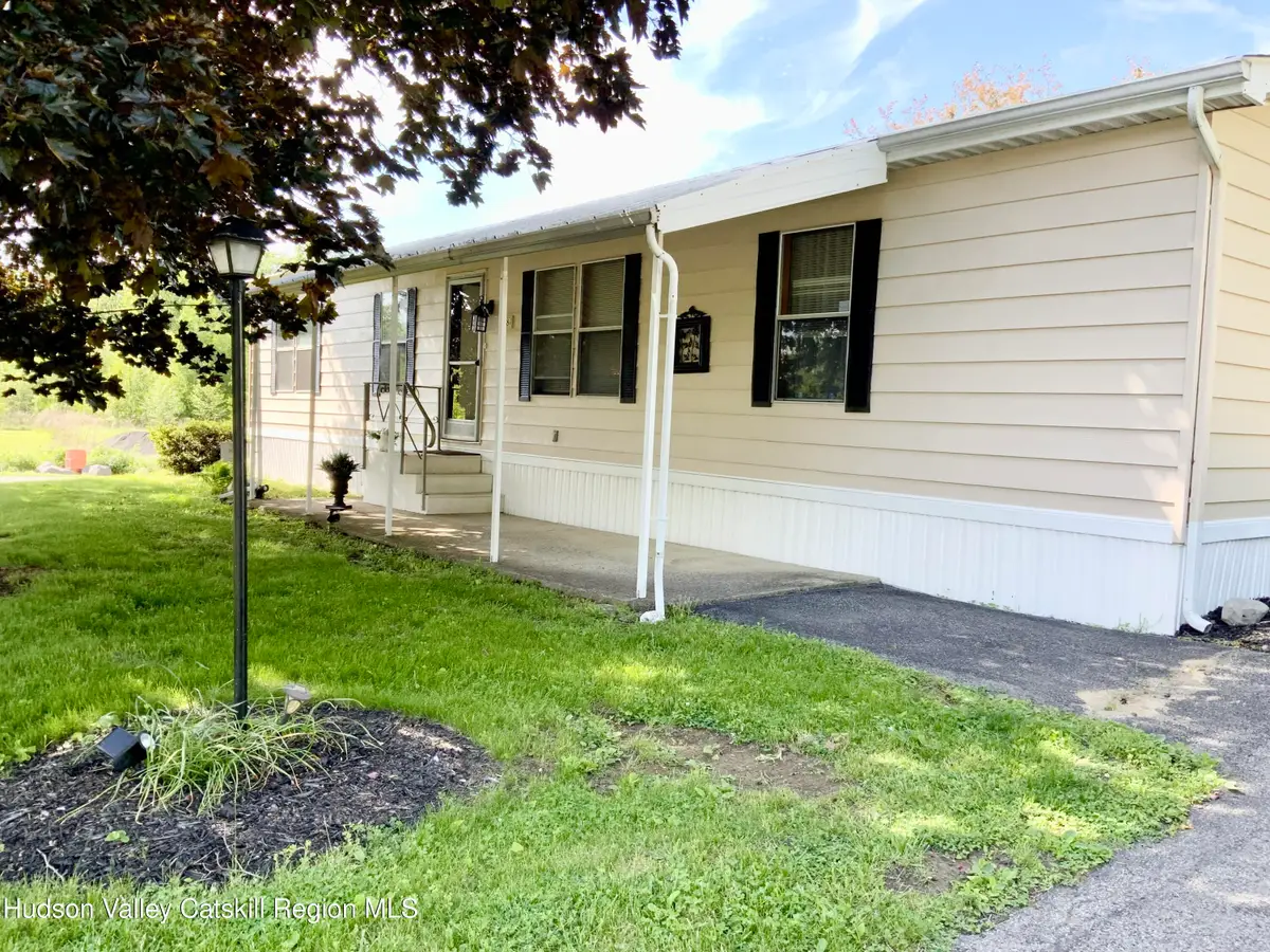 18 Cook Lane, New Paltz, NY 12561 - #1