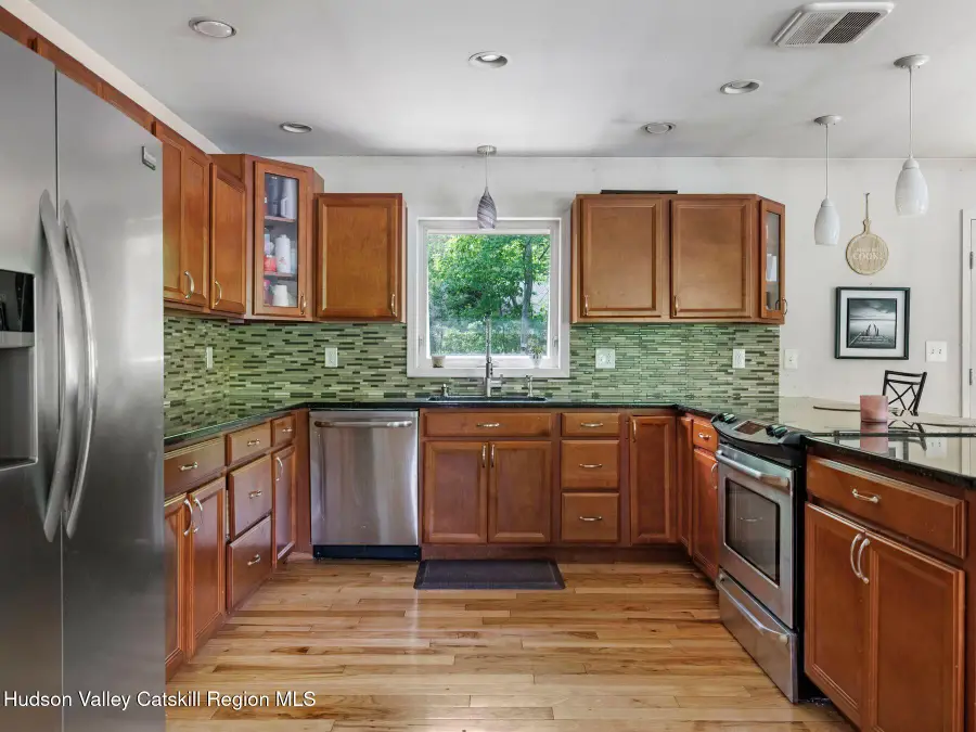 21 Pine Street, West Hurley, NY 12491 - #3
