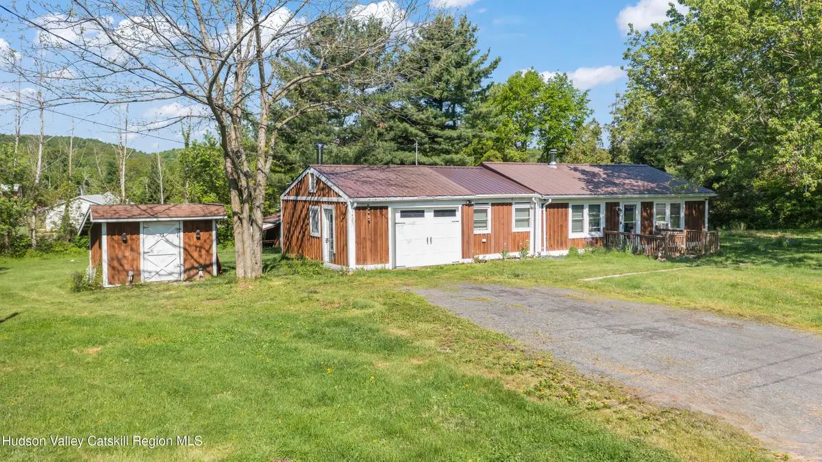 379 School Hill Road, Hannacroix, NY 12087 - #1