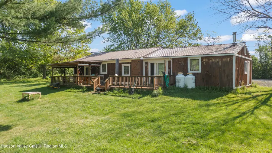 379 School Hill Road, Hannacroix, NY 12087 - #3