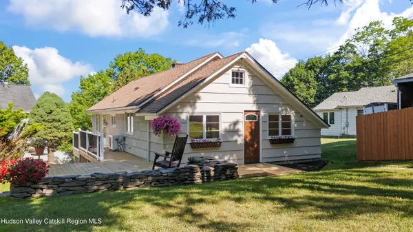 33 Chapel Drive, Valatie, NY 12184