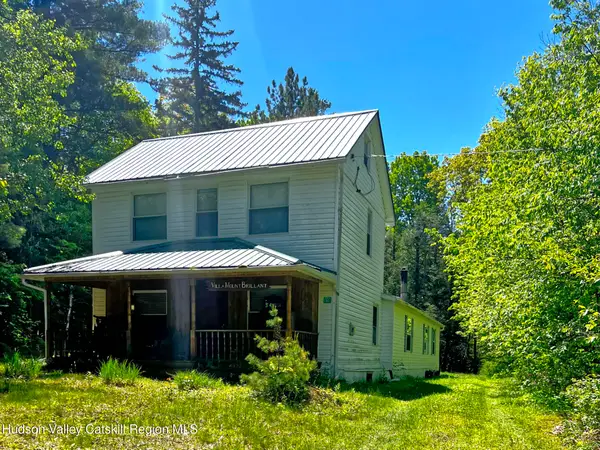 92 Osborne Road, Haines Falls, NY 12436