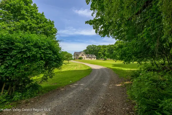 1530 River Road, New Baltimore, NY 12124