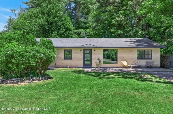 5 Lazy Brook Lane, Woodstock, NY 12498