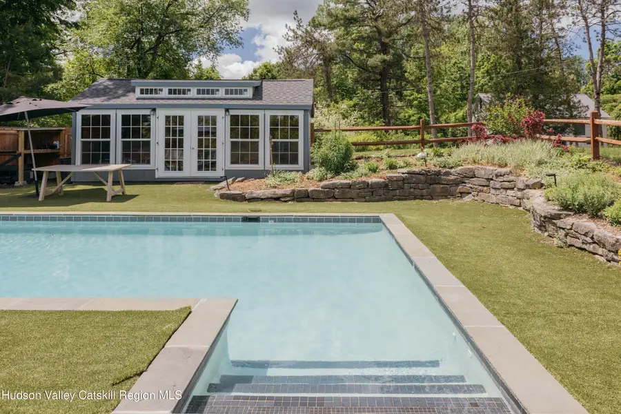 65 Fox Street, Selkirk, NY 12158 - #3