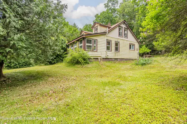 93 Yeagerville Road, Napanoch, NY 12458