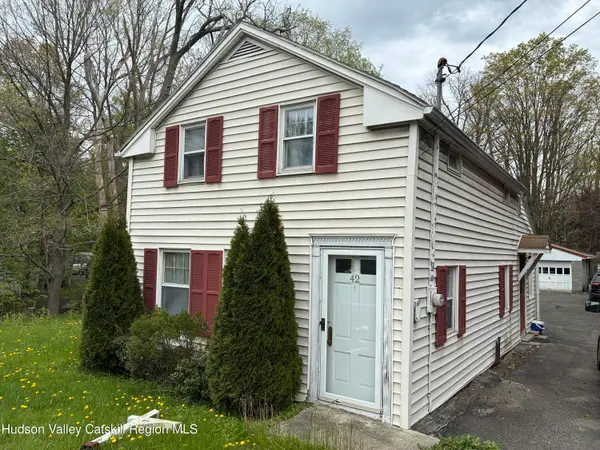 42 State Route 9h, Hudson, NY 12534