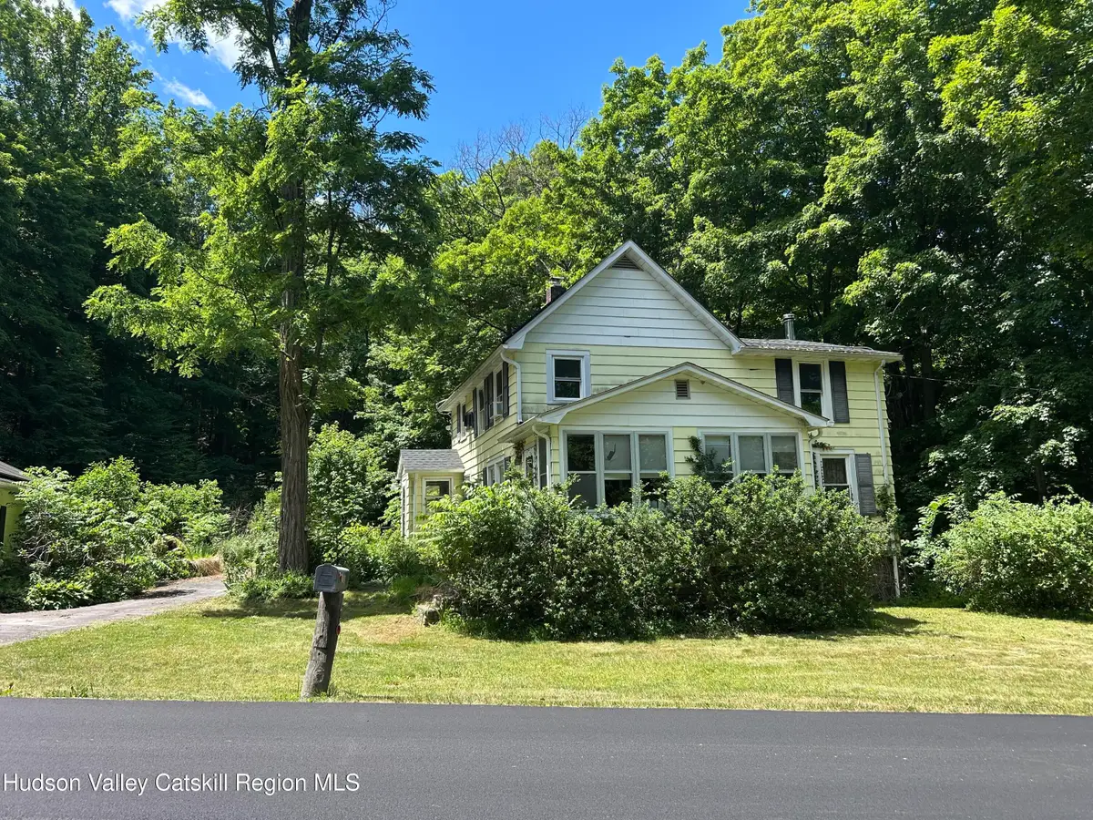 109 Hawleys Corners Road, Highland, NY 12528 - #1