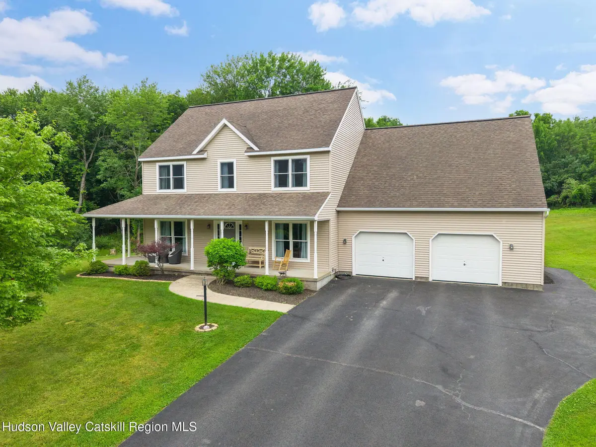 9 Thomas Drive, Wynantskill, NY 12198 - #1
