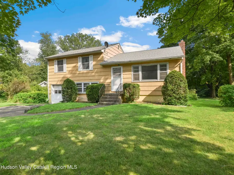 22 Apple Tree Drive, Rhinebeck, NY 12572 - #2