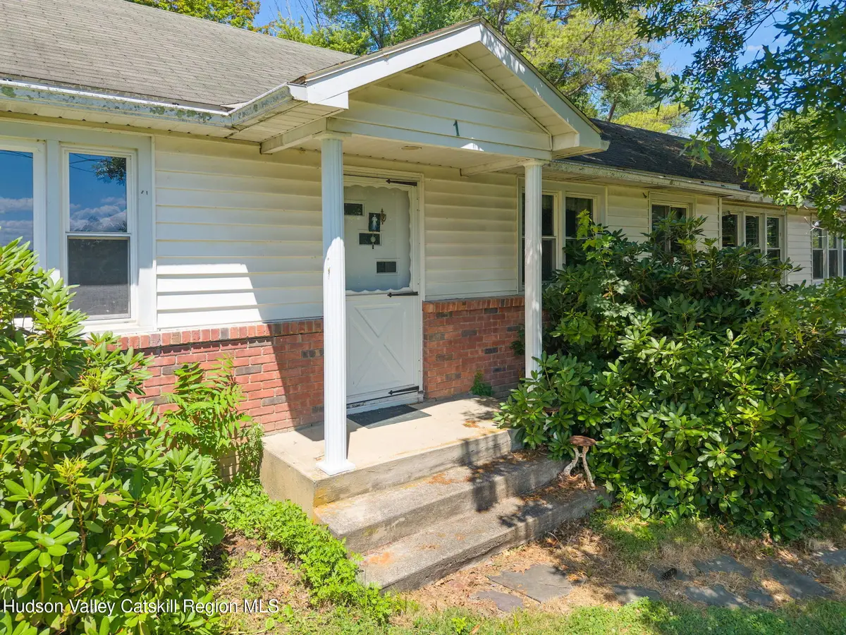 1 White Birch Lane, New Baltimore, NY 12124 - #1