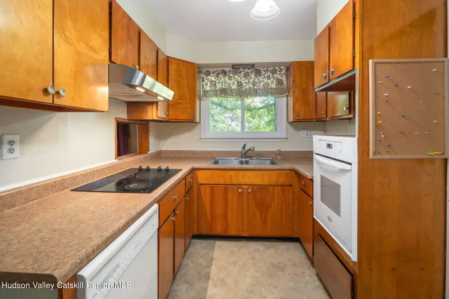 1 White Birch Lane, New Baltimore, NY 12124 - #2