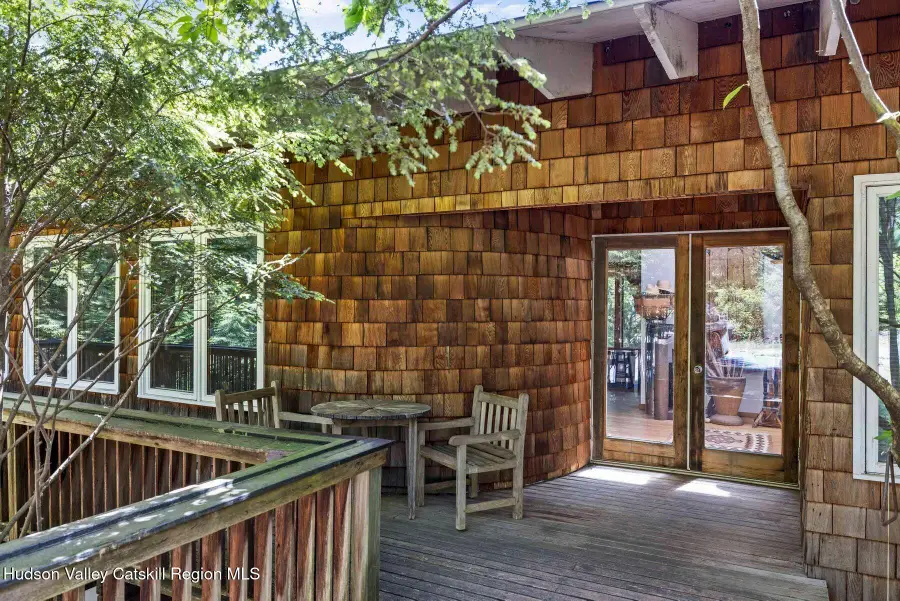 639 W Saugerties Road, Woodstock, NY 12498 - #3
