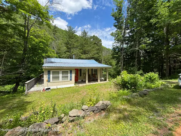 344 Pleasant Valley Road, Fultonham, NY 12071