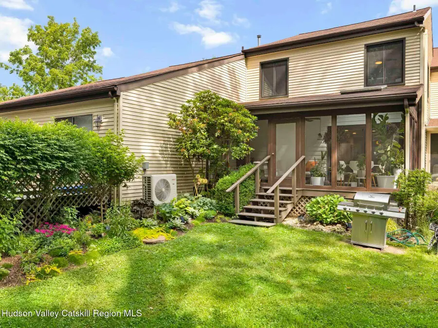 17 Knolls Court, Woodstock, NY 12498 - #2