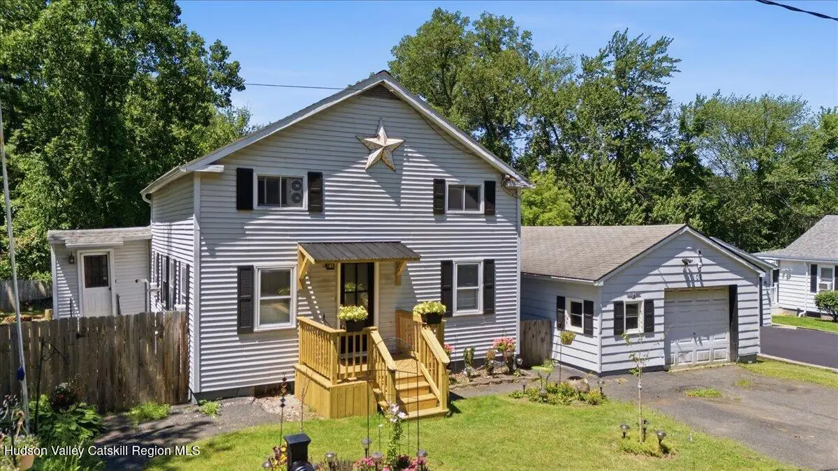 102 Stone Quarry Road, Clifton Park, NY 12065 - #1