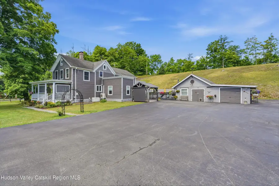 28 Railroad Avenue, Saugerties, NY 12477 - #2