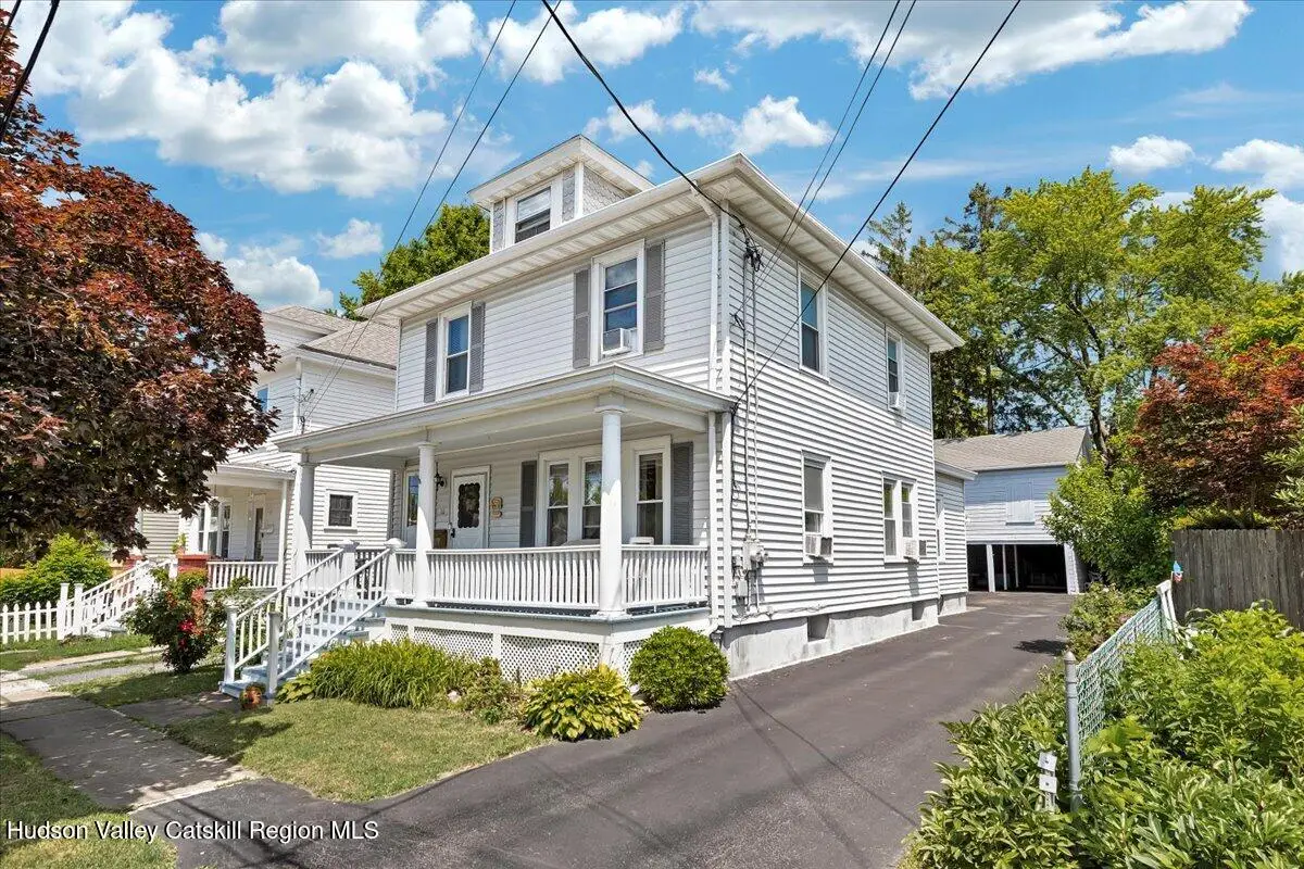 10 Oakwood Boulevard, Hudson, NY 12534 - #1