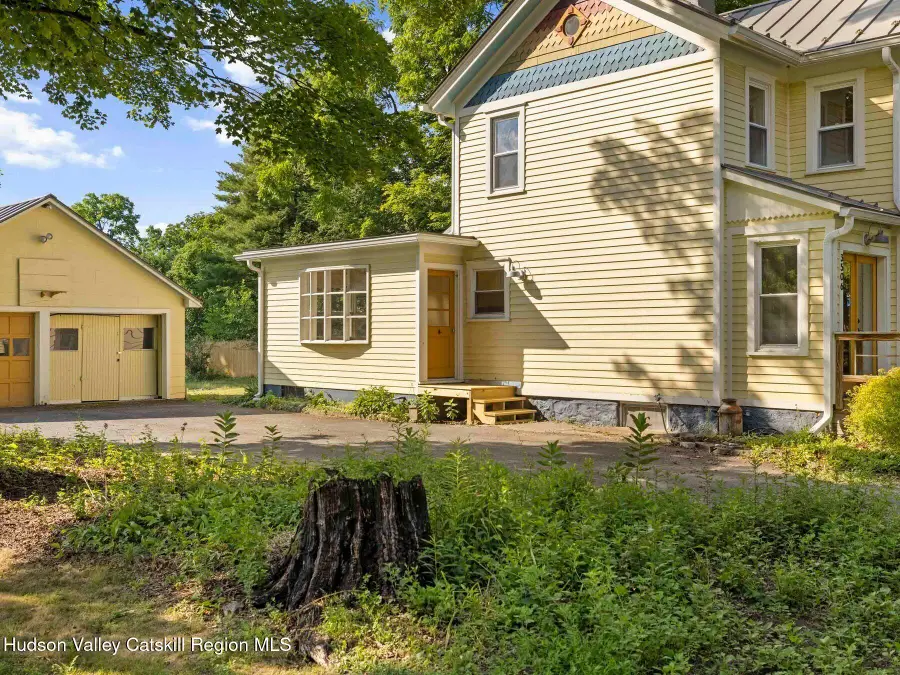 3506 Main St, Stone Ridge, NY 12484 - #3