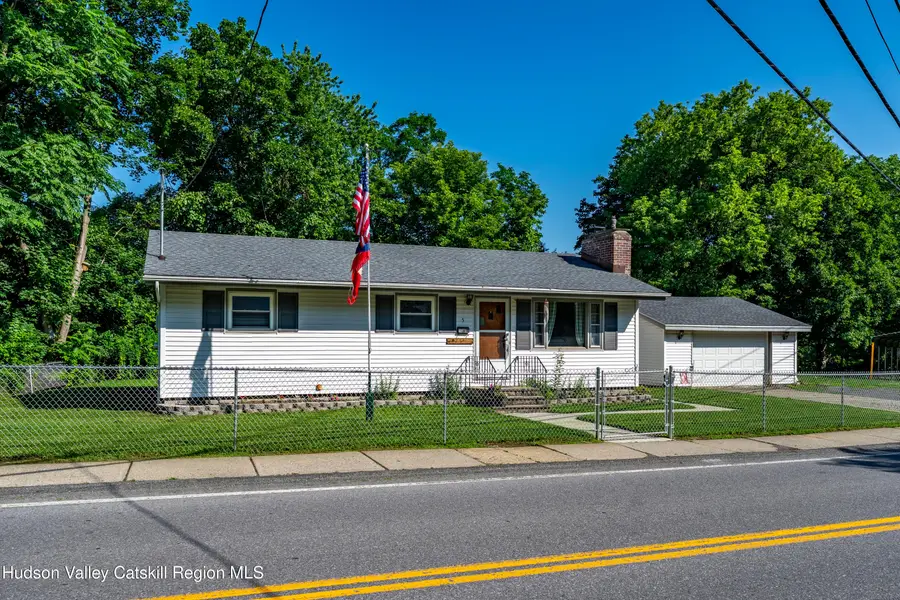 5 Harry Howard Avenue, Hudson, NY 12534 - #3