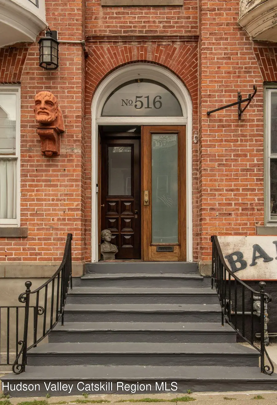 516 Warren Street, Hudson, NY 12534 - #2