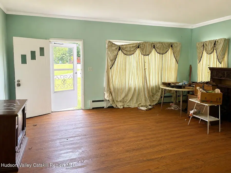 114 Broadway/route 9w, Port Ewen, NY 12466 - #2