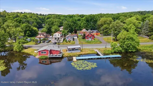 266 County Route 7, Nassau, NY 12123
