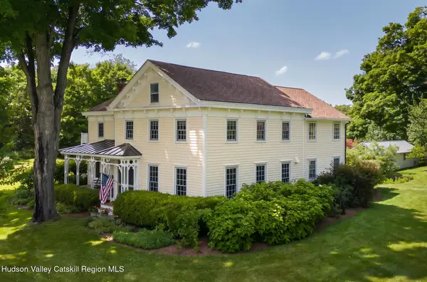 205 Bells Pond Road, Hudson, NY 12534