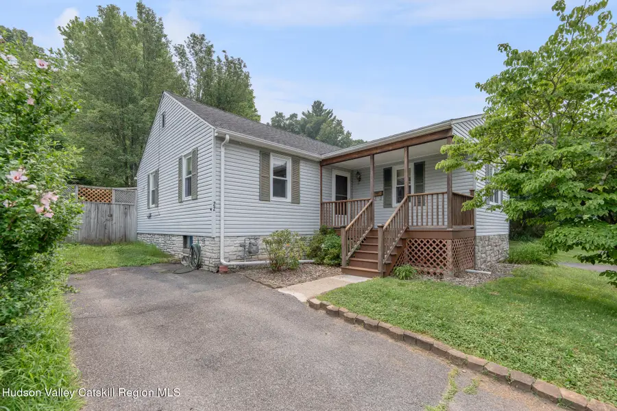 22 Petit Avenue, Kingston, NY 12401 - #2