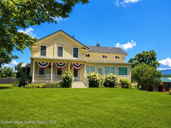 1030 County Road, Ancram, NY 12502