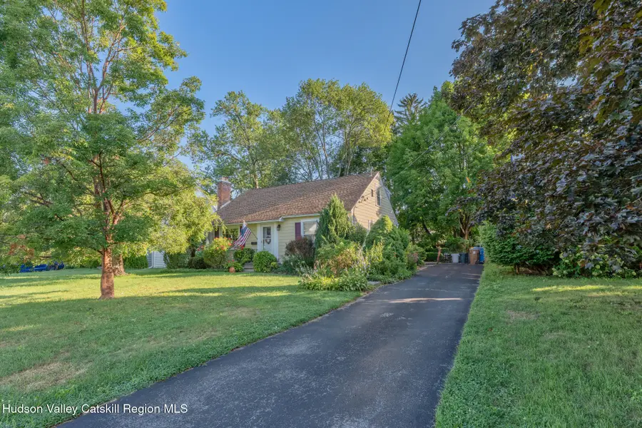 138 Harding Avenue, Kingston, NY 12401 - #2