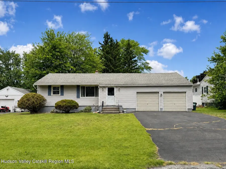5 Knauf Lane, Loudonville, NY 12211 - #2
