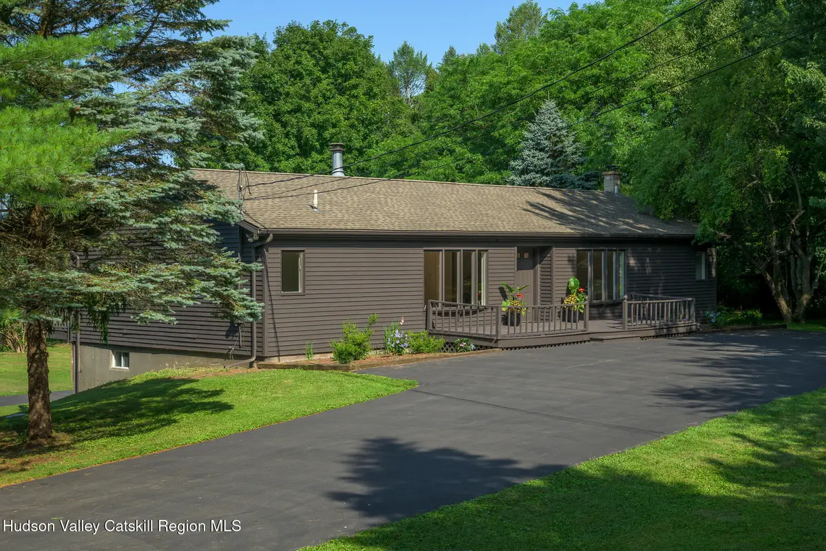 18 Schoolteacher Road, Hudson, NY 12534 - #1