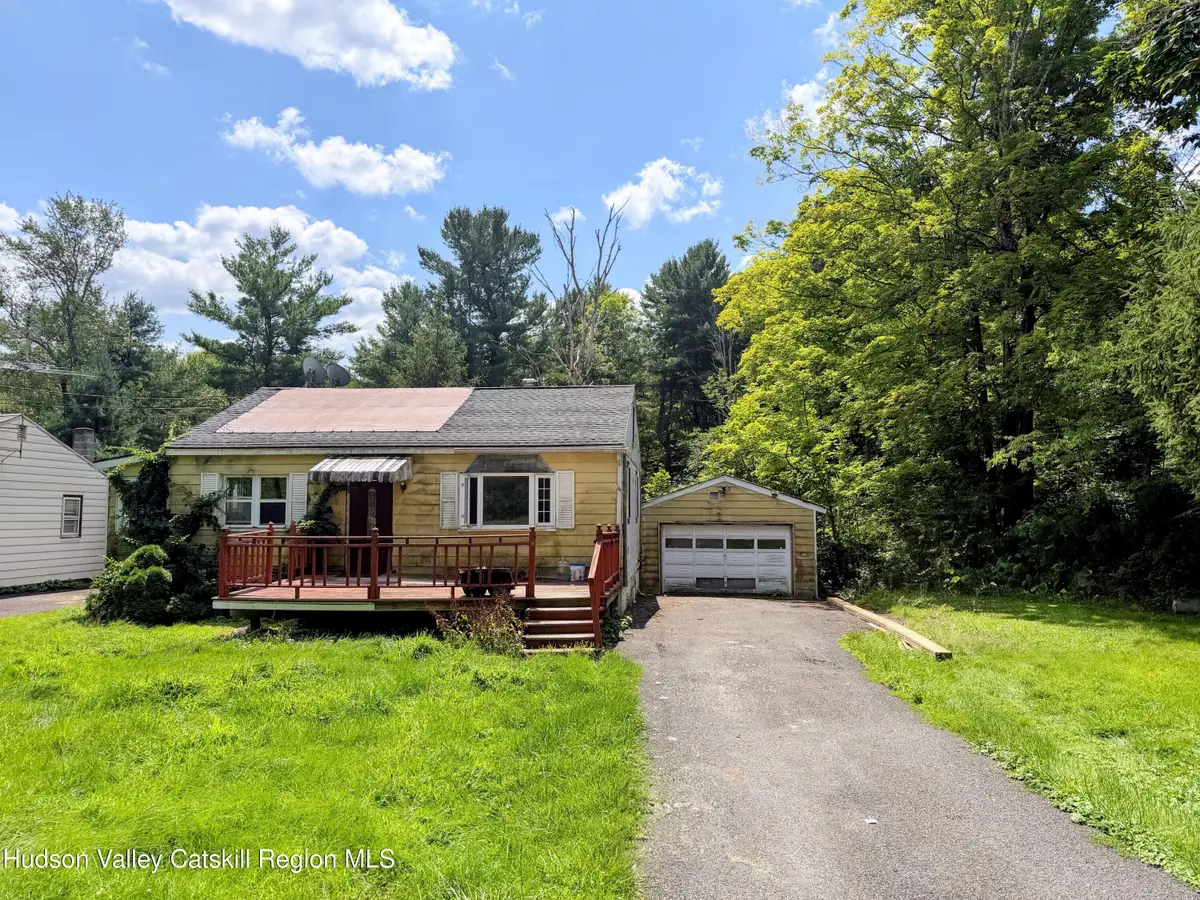 28 Green Acres Road, Craryville, NY 12521 - #1