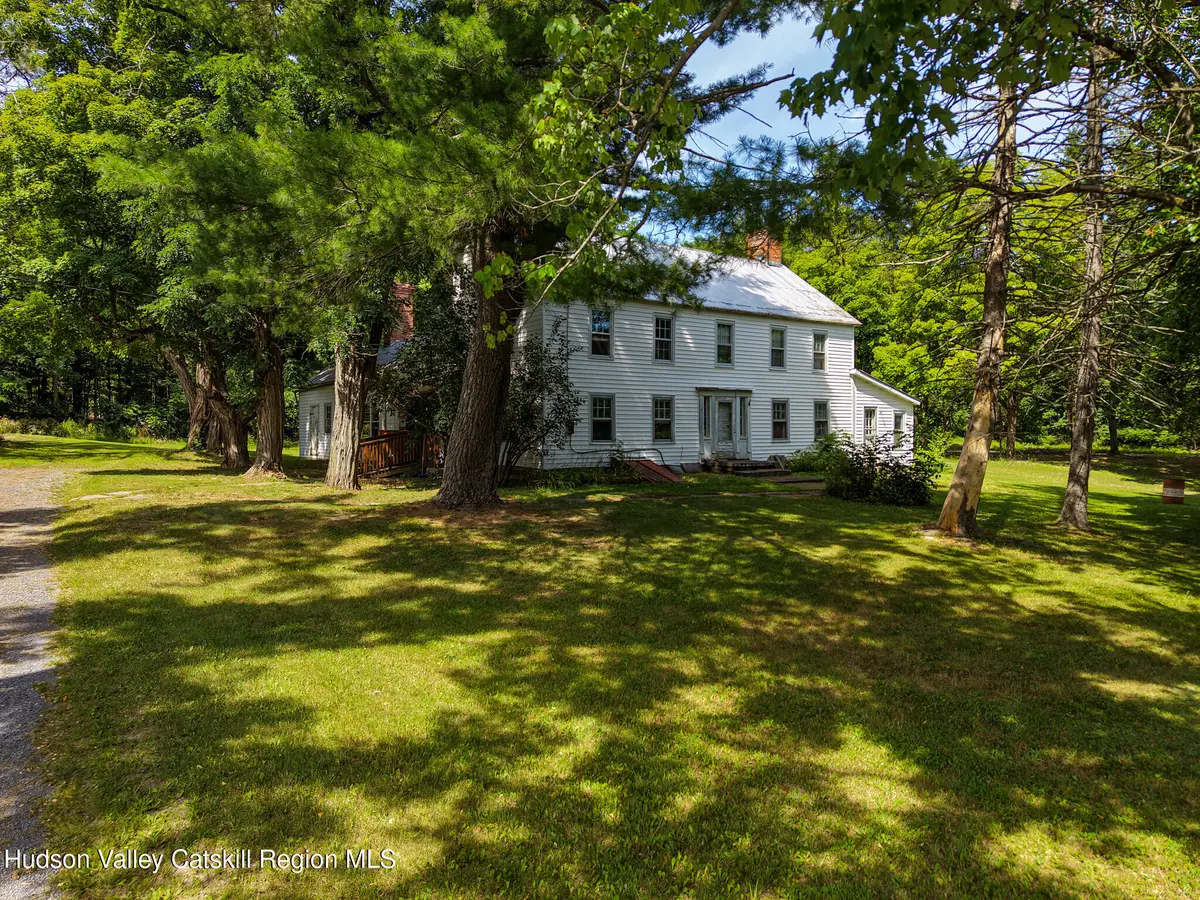 638 Hillcrest Road, New Baltimore, NY 12124 - #1