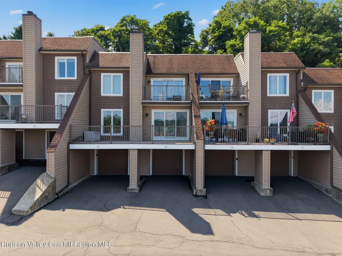 44 Riverview Condos, Port Ewen, NY 12466 - #1