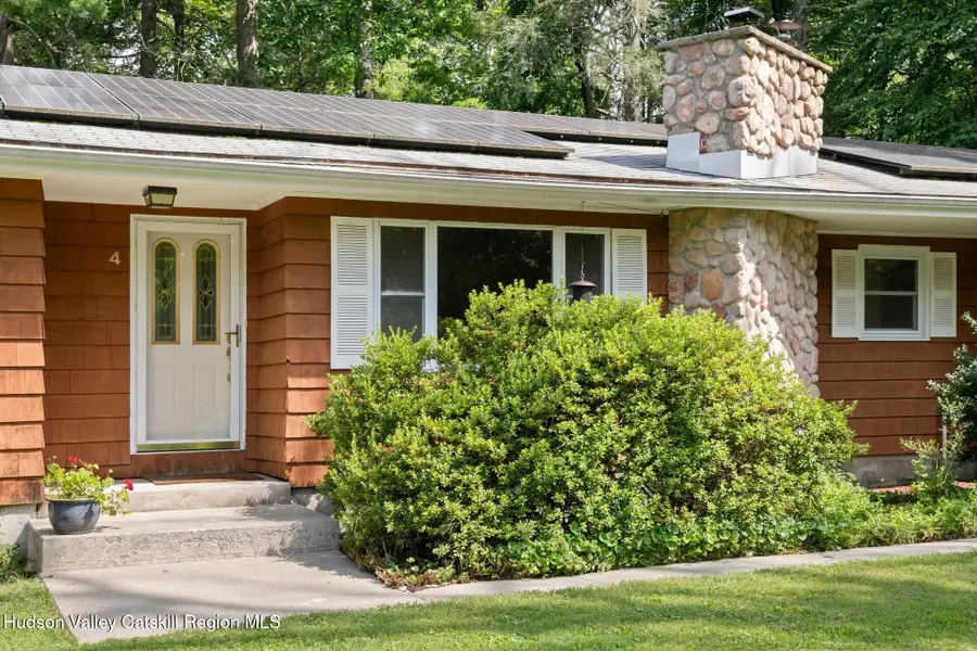 4 Hemlock Lane, Hyde Park, NY 12538 - #3