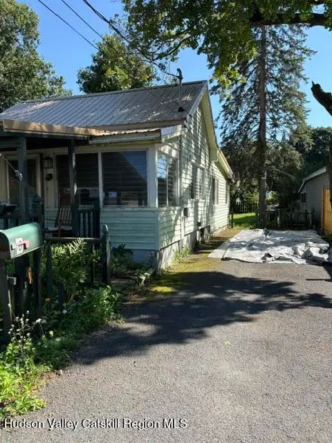 6 Rose Street, Niverville, NY 12130 - #3
