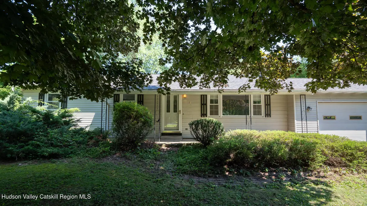 21 Cross Street, Kinderhook, NY 12106 - #1
