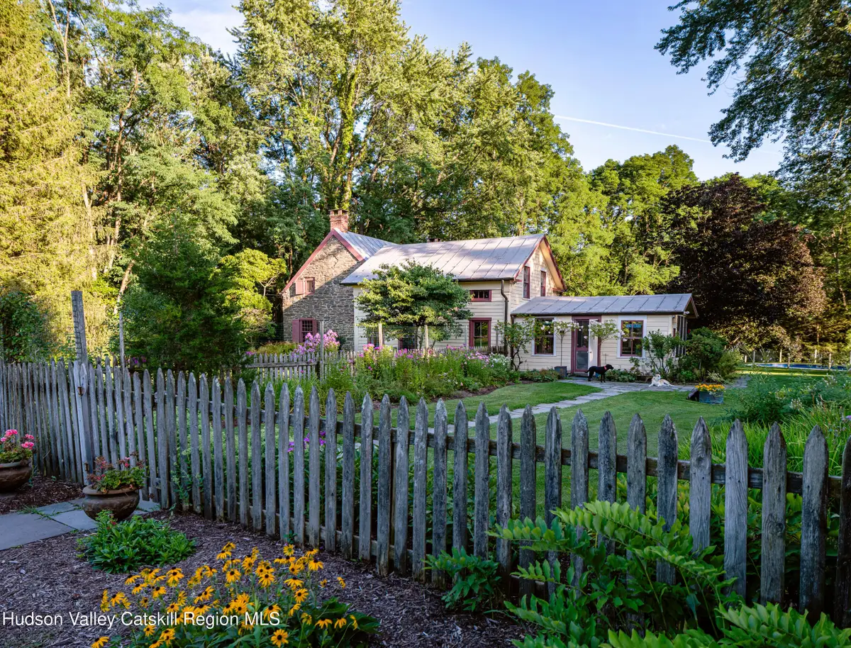 21 U.s. Highway 9, Stuyvesant, NY 12173 - #1