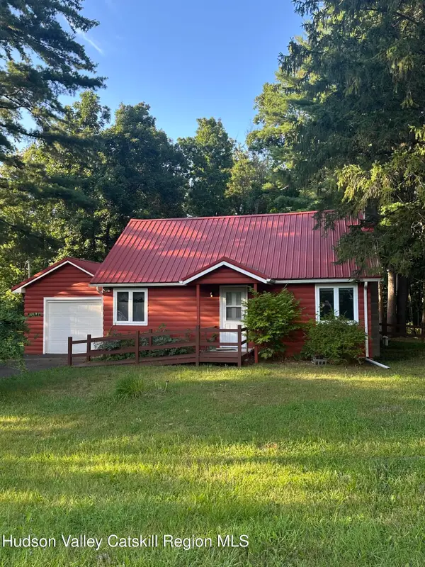 52 Sunset Road, Greenville, NY 12083