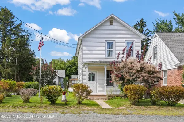 897 County Road 25, Stuyvesant, NY 12173