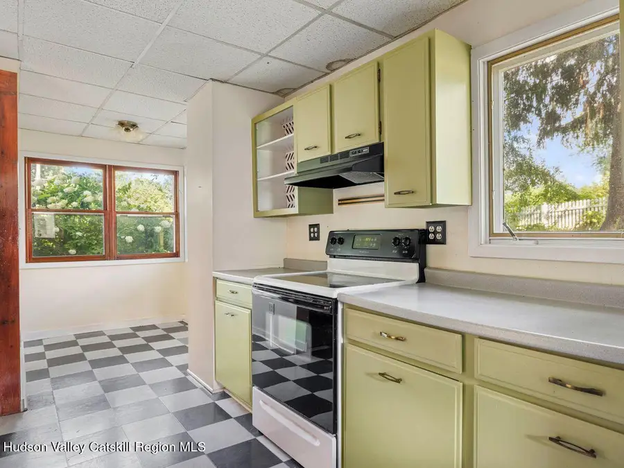 1 Jackman Street, Highland, NY 12528 - #2