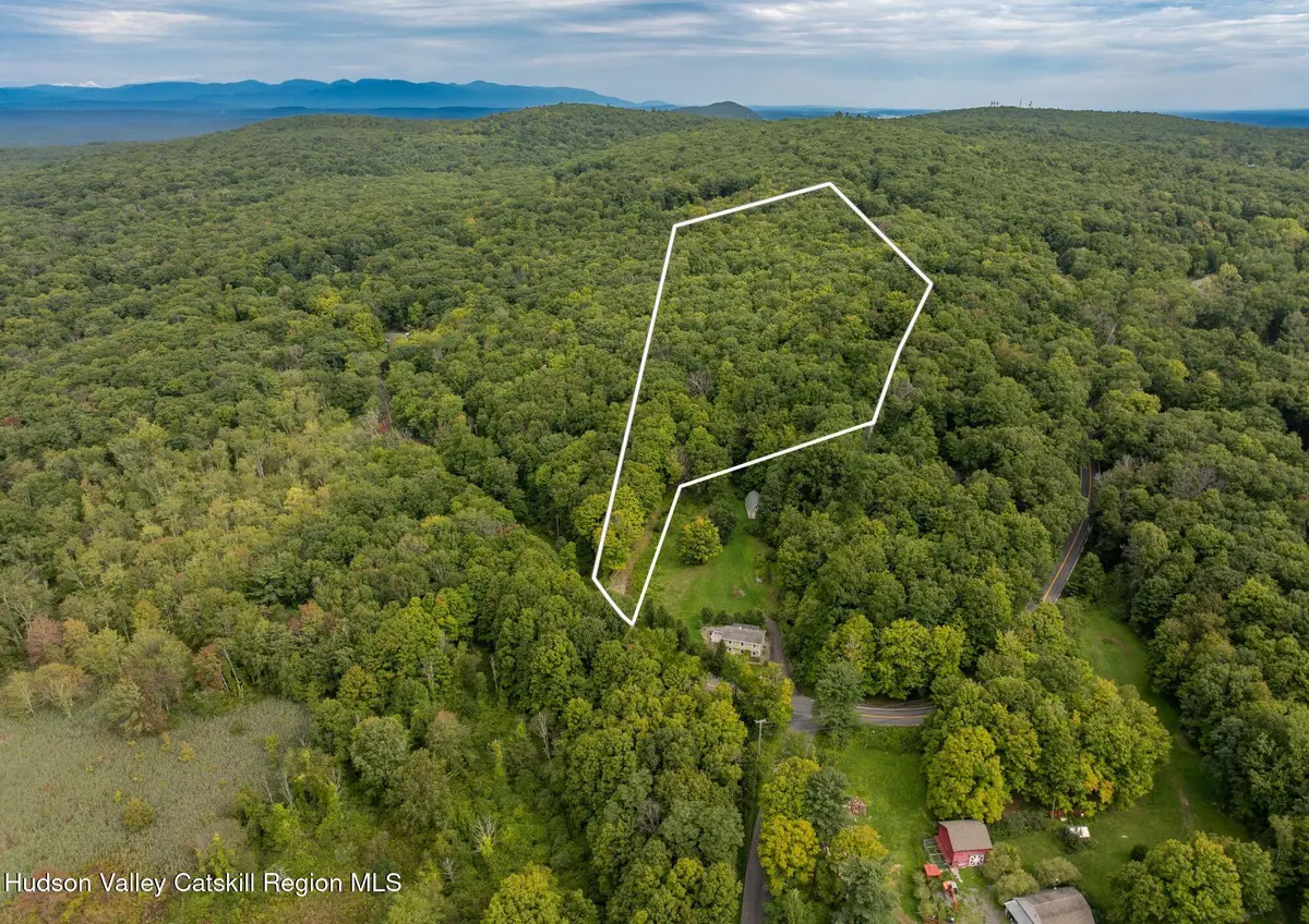806 Old Post Road, New Paltz, NY 12561 - #1